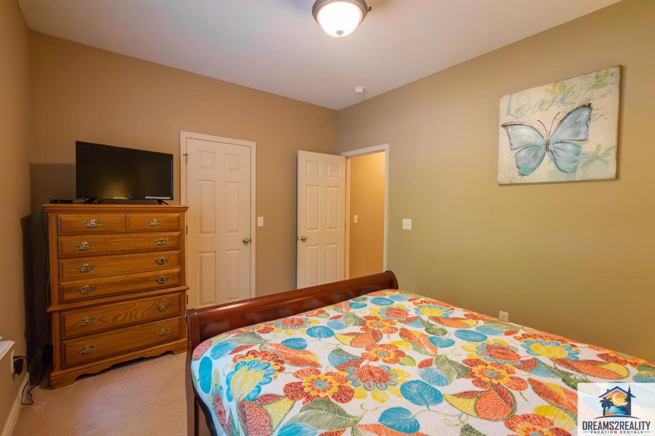 4Br Walk-In - Foosball Table - Hot Tub - Fire Pit - Free Tickets Included - Dv166 Branson Extérieur photo